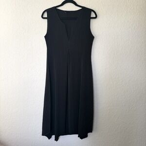Veeca Pleated Midi Dress Medium Black Cocktail LBD Flattering Stretch Crinkle